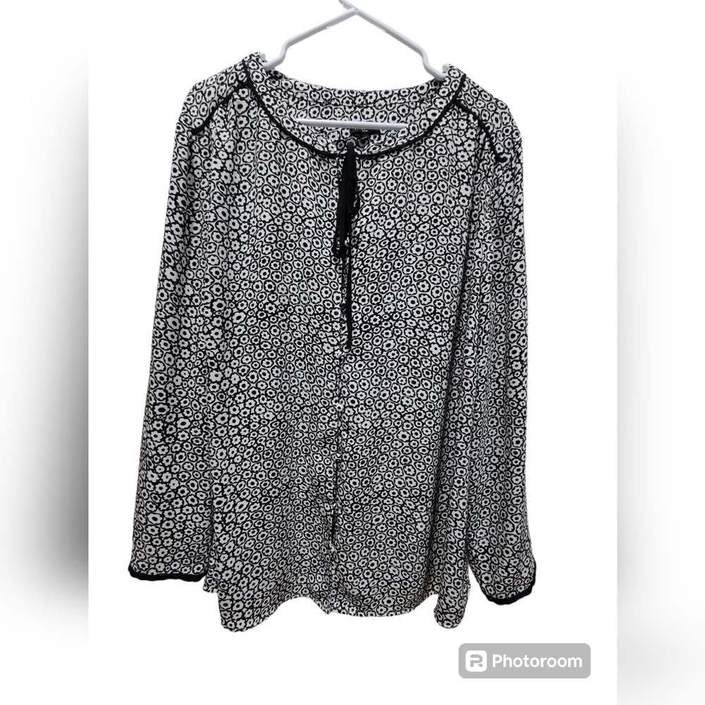 Talbots 2X Floral Black White Career Work Long Sleeve Blouse